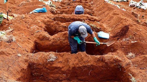 La pandemia enluta Latinoamérica y amenaza con borrar una década de avances