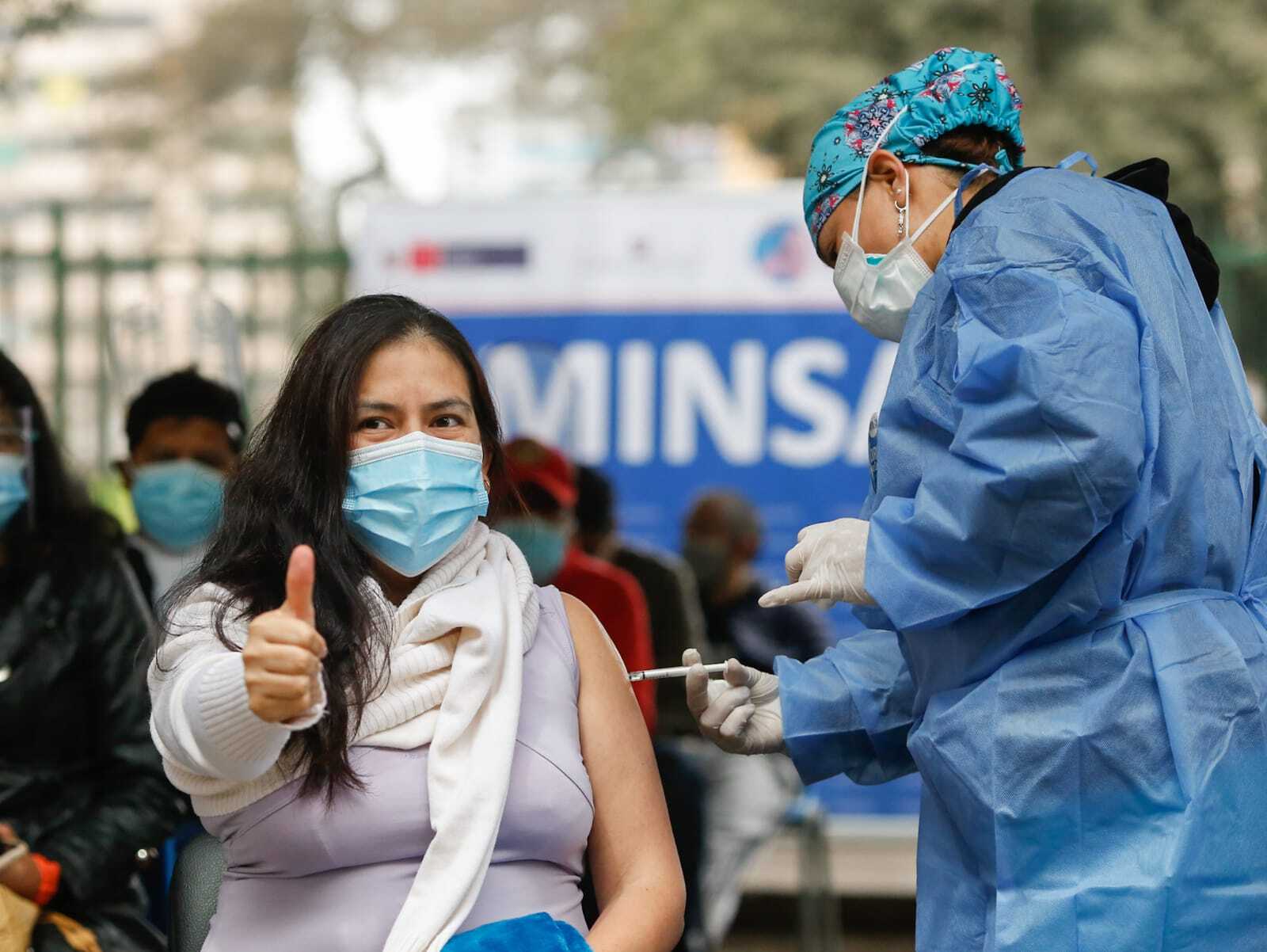 Más de quince millones 429 mil peruanos recibieron al menos una dosis de la vacuna contra el Covid-19