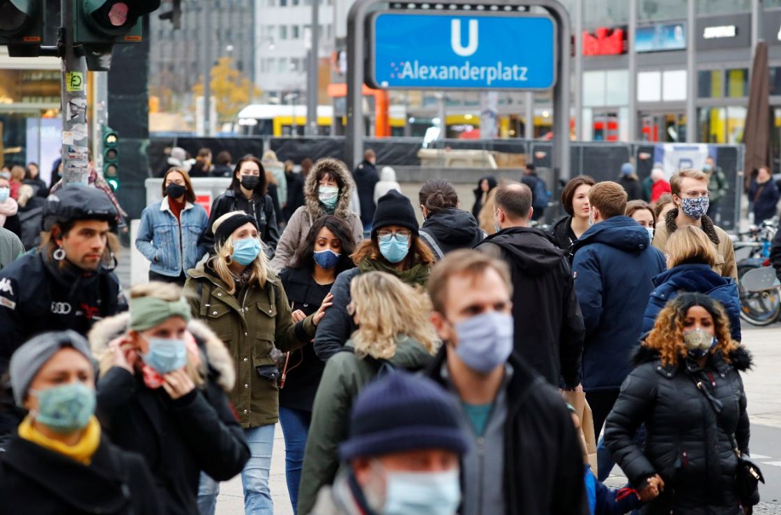 Alemania lucha contra la cuarta ola de la pandemia en medio de cifras al alza de la COVID-19