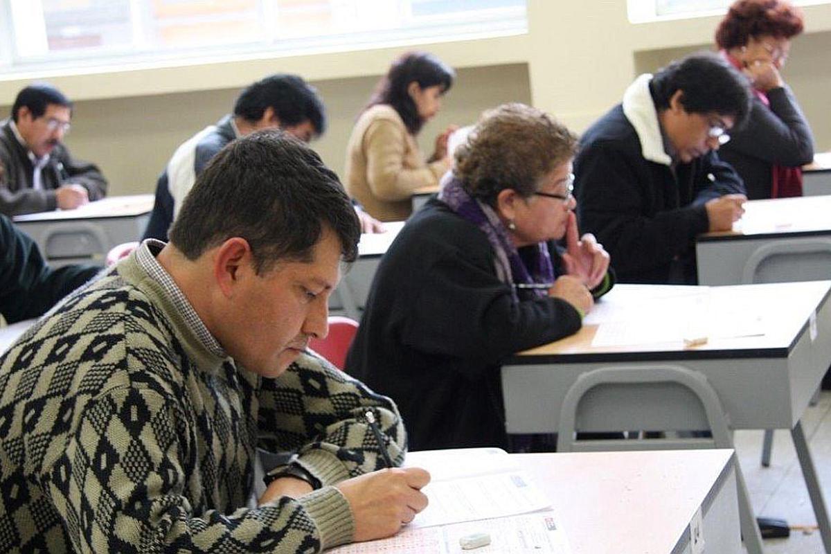 Docentes piden anular prueba de nombramiento tras irregularidades