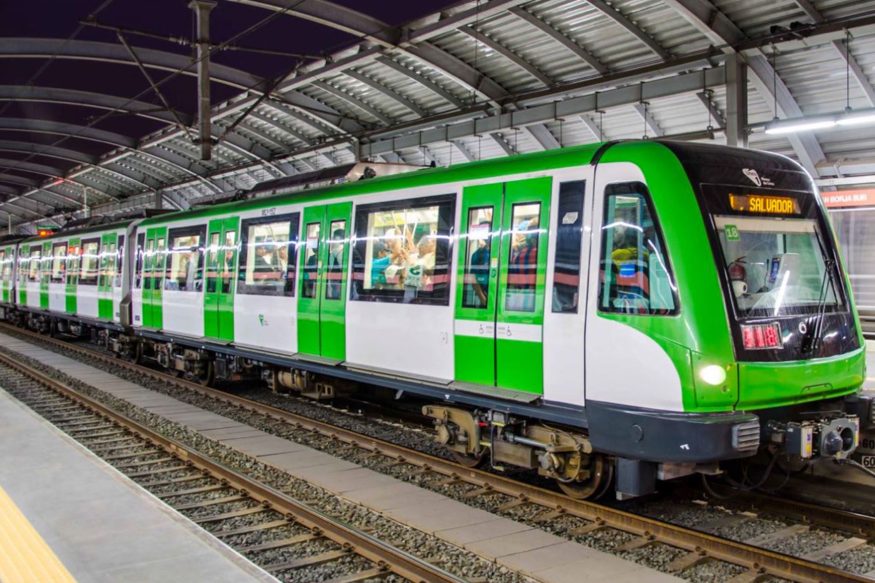 Uso de protector facial en la Línea 1 del Metro de Lima seguirá siendo obligatorio
