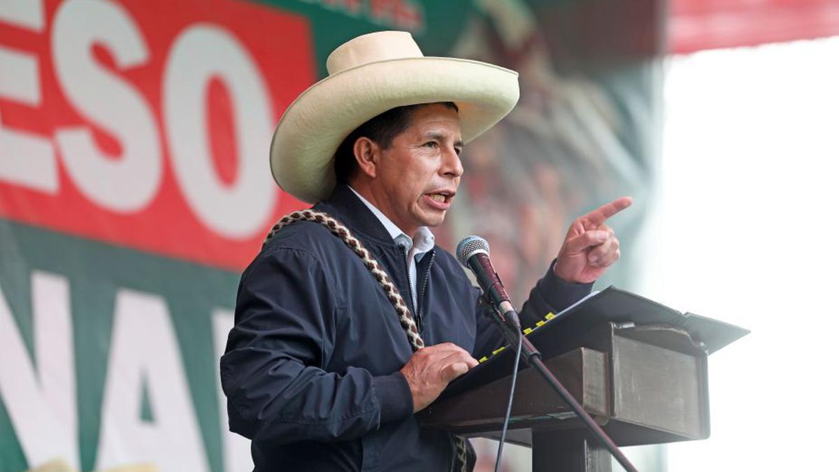 Presidente de la Confederación de Rondas Campesinas asegura que Pedro Castillo nunca fue un rondero