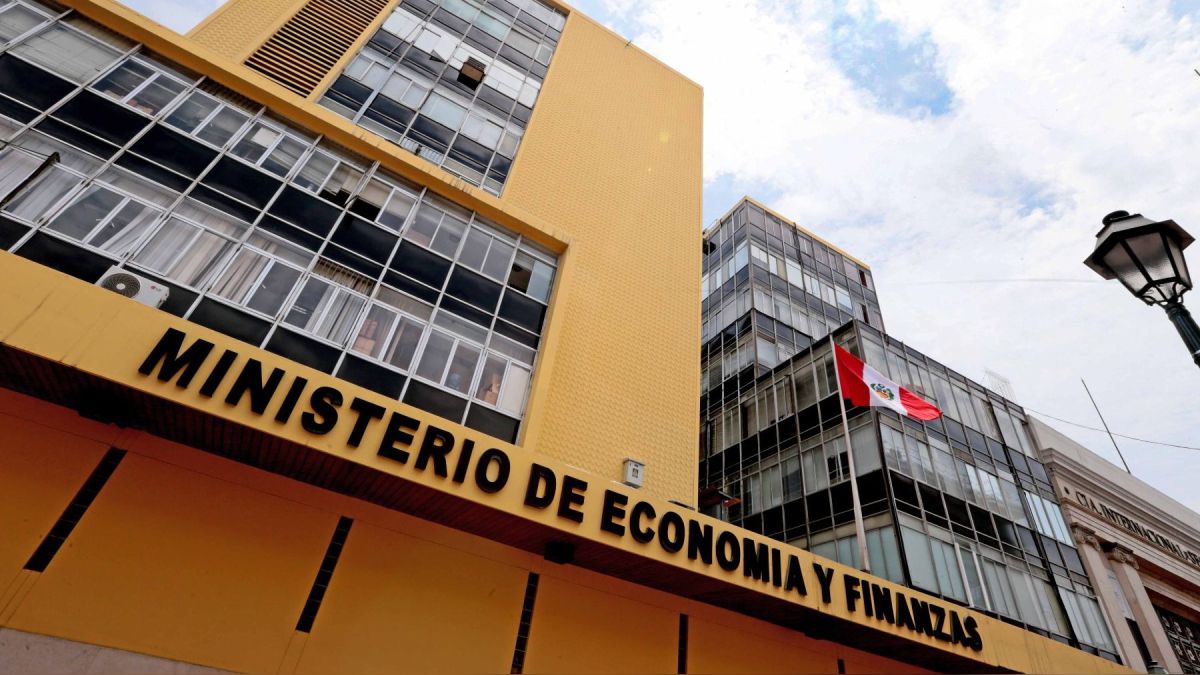 MEF se endeuda por US$ 68 millones con el BIRF
