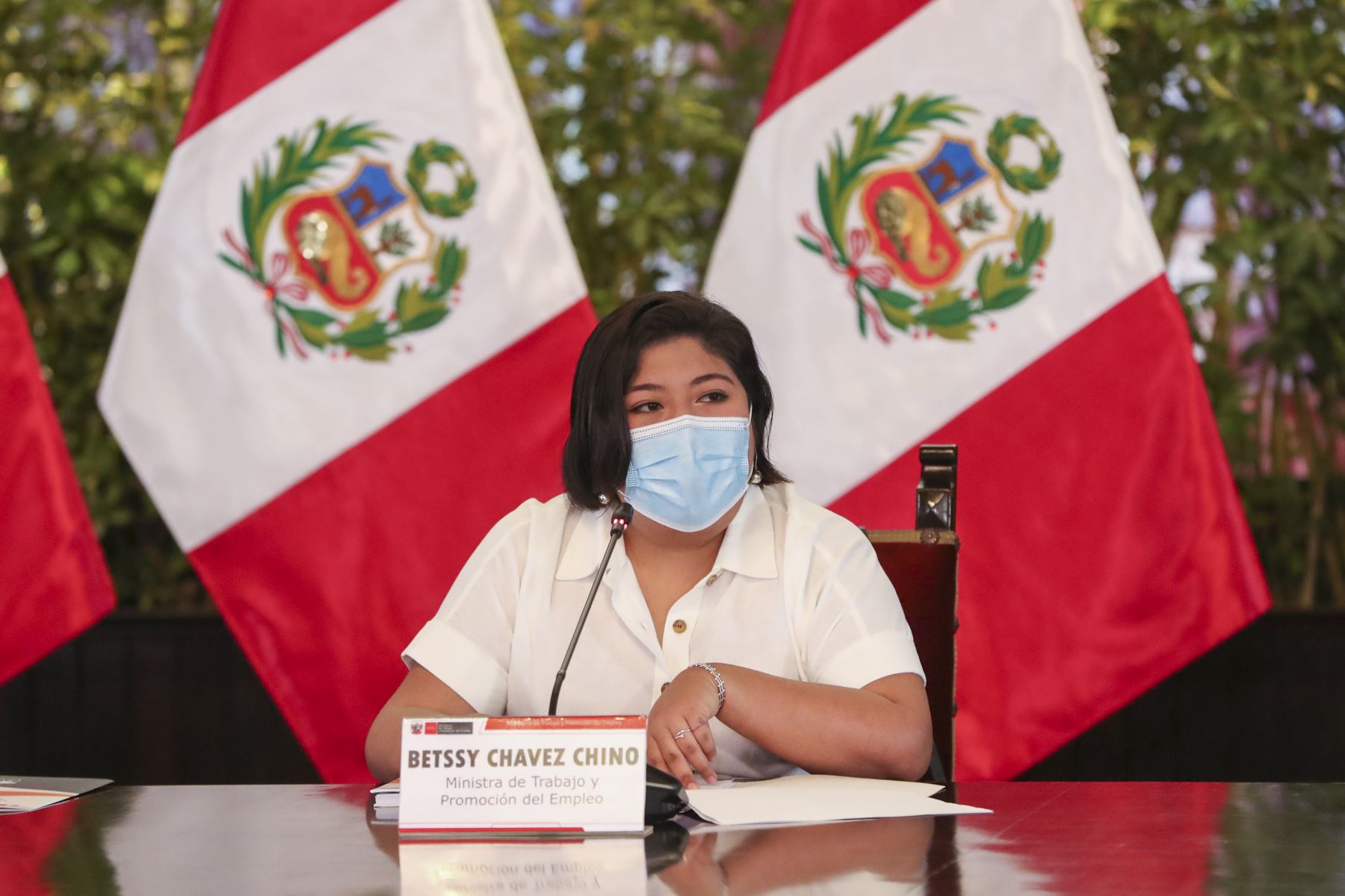 Betssy Chávez anuncia su adhesión a la nueva bancada Perú Democrático
