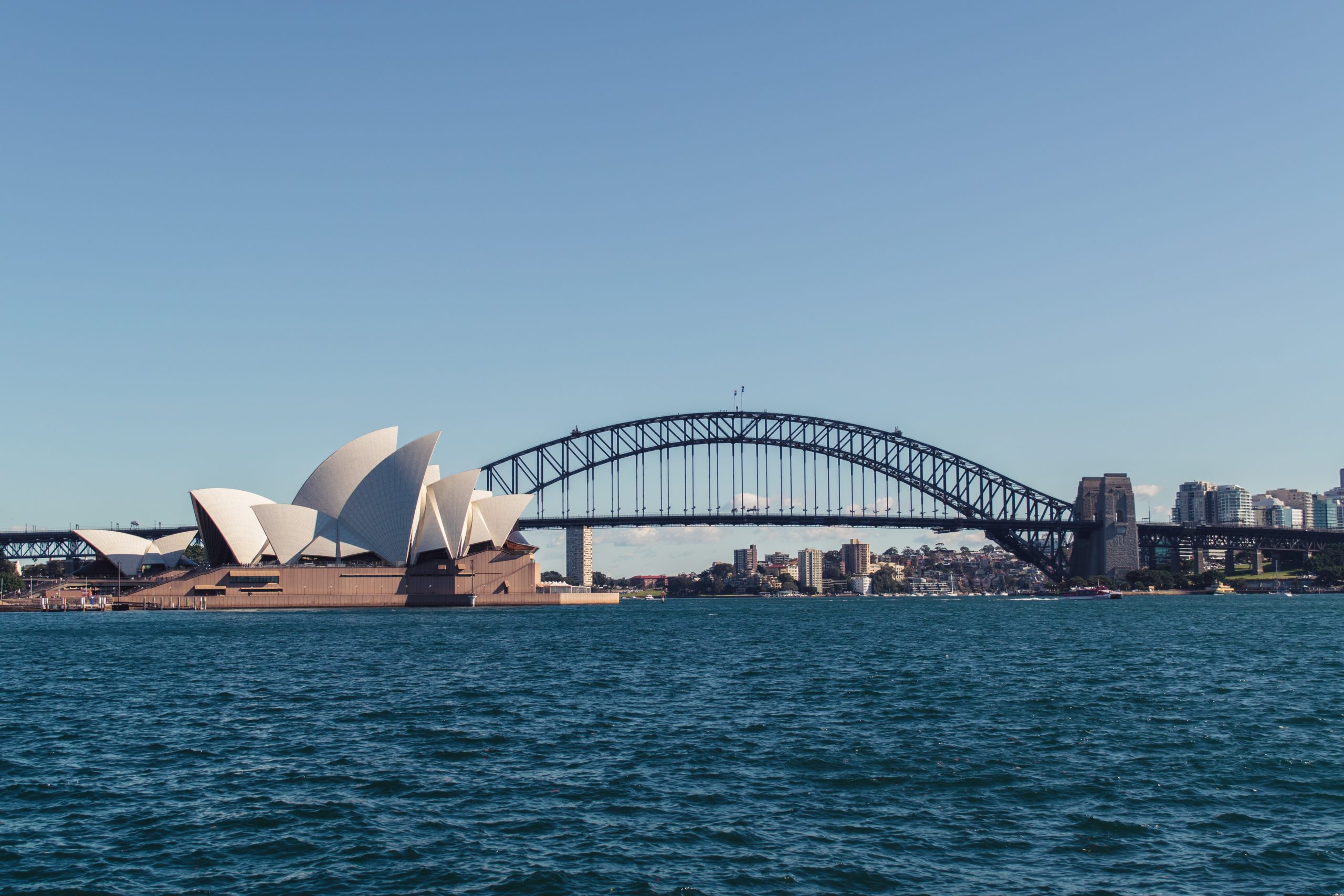 Australia anuncia la reapertura de sus fronteras a los turistas vacunados contra la COVID-19