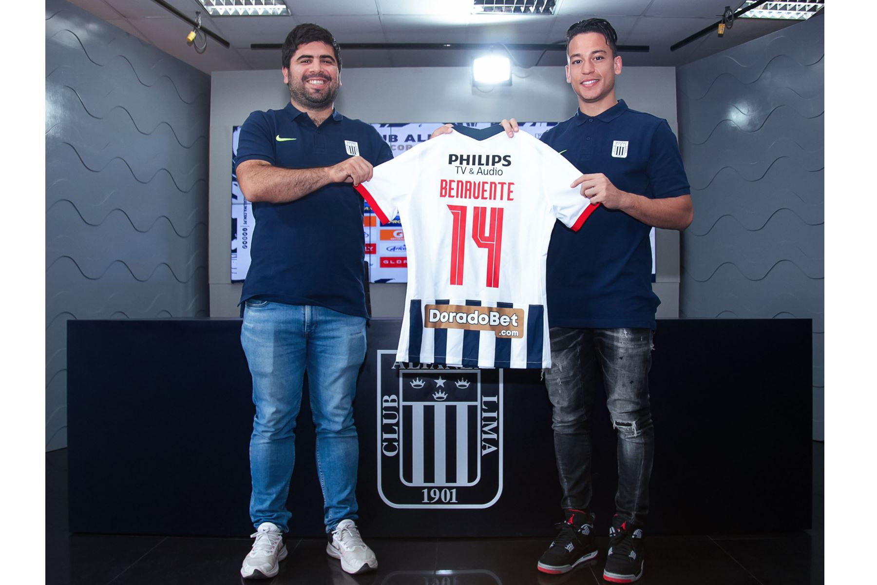 Alianza Lima: Cristian Benavente ya es blanquiazul
