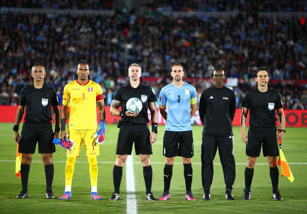 FPF denunció a Anderson Daronco ante la FIFA tras su polémico arbitraje en el Perú vs. Uruguay