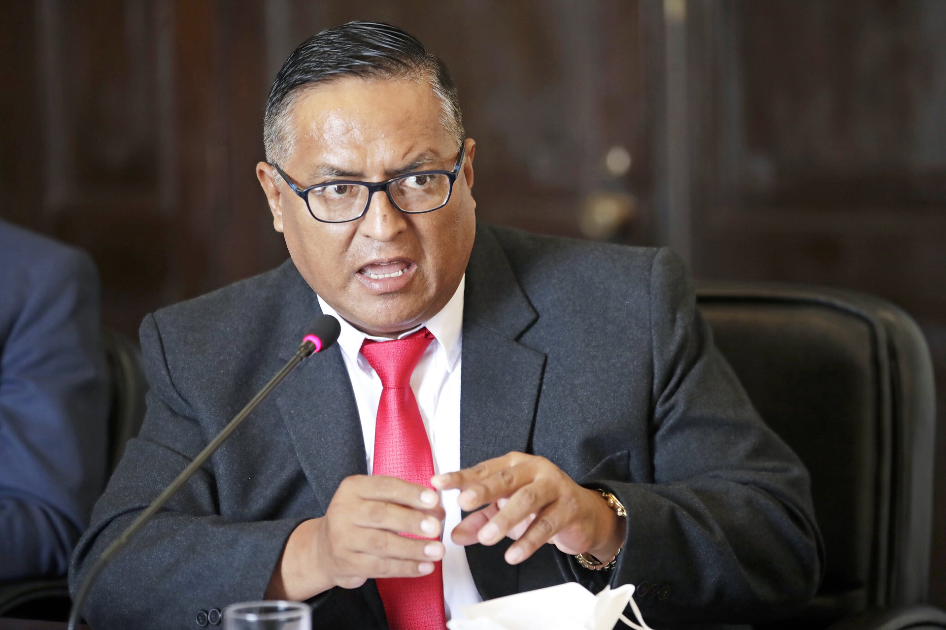 Hernán Condori es nombrado asesor en la Dirección de Salud Lima Este del Minsa