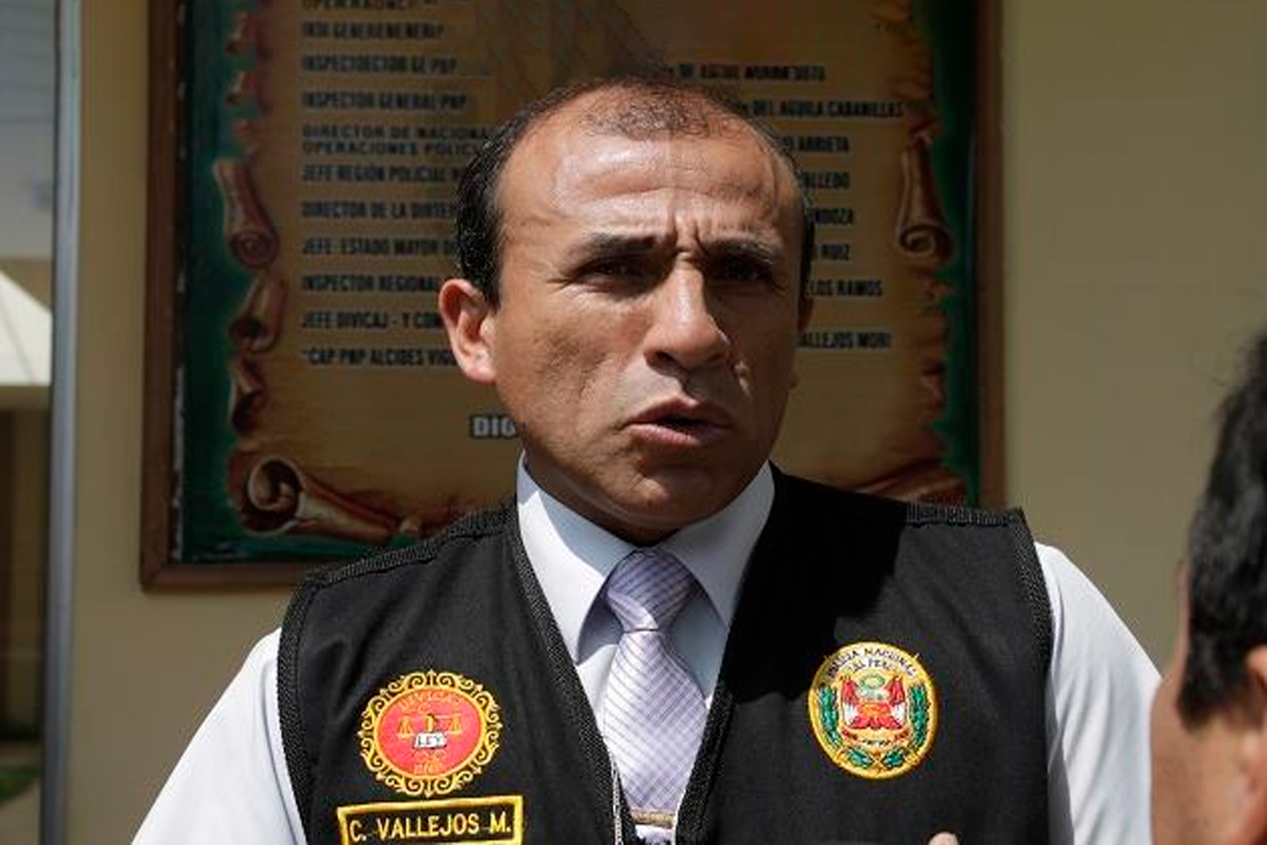 Director General de Inteligencia renuncia tras salida del ministro del Interior