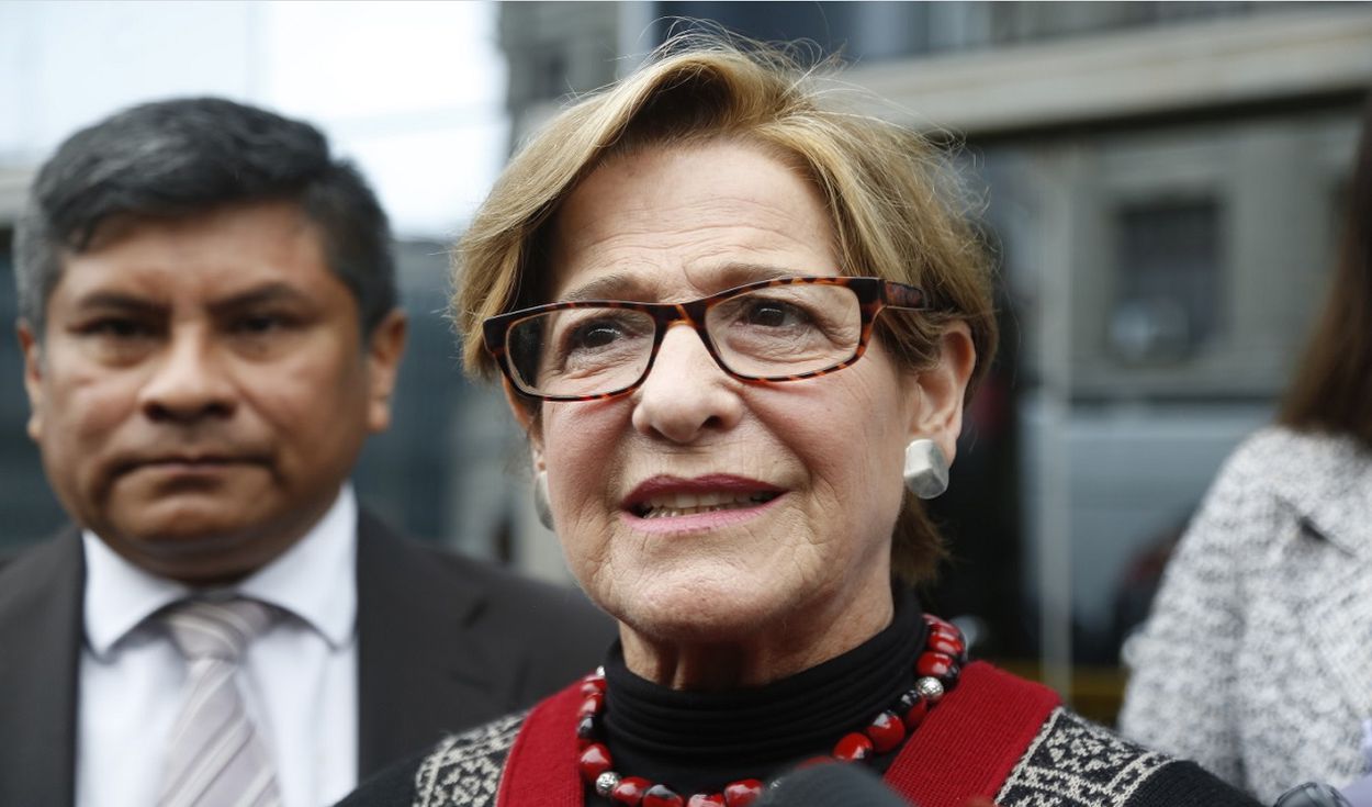 PJ dictó mandato de comparecencia con restricciones para Susana Villarán