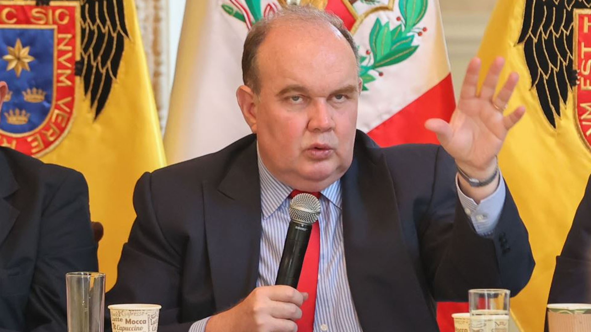Rafael López Aliaga pidió al Tribunal Constitucional que Emape retome el control de los peajes
