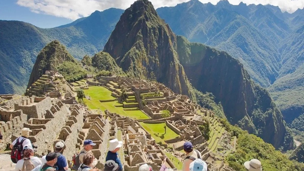 Ministra de Cultura y gobernador de Cusco anuncian mesa de diálogo para el martes por protestas en Machupicchu