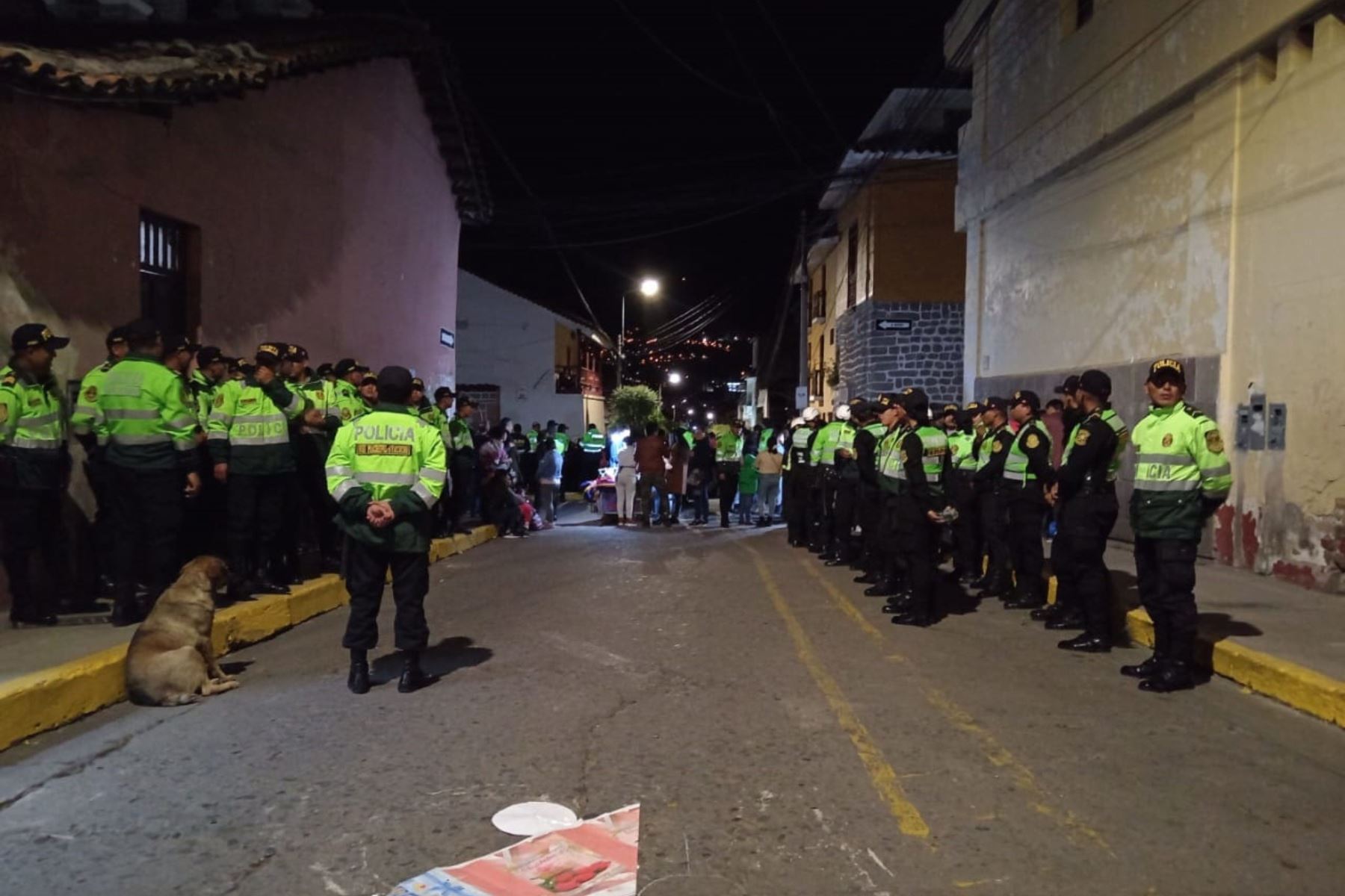 Semana Santa en Ayacucho: 500 efectivos de la Policía garantizan seguridad de los turistas