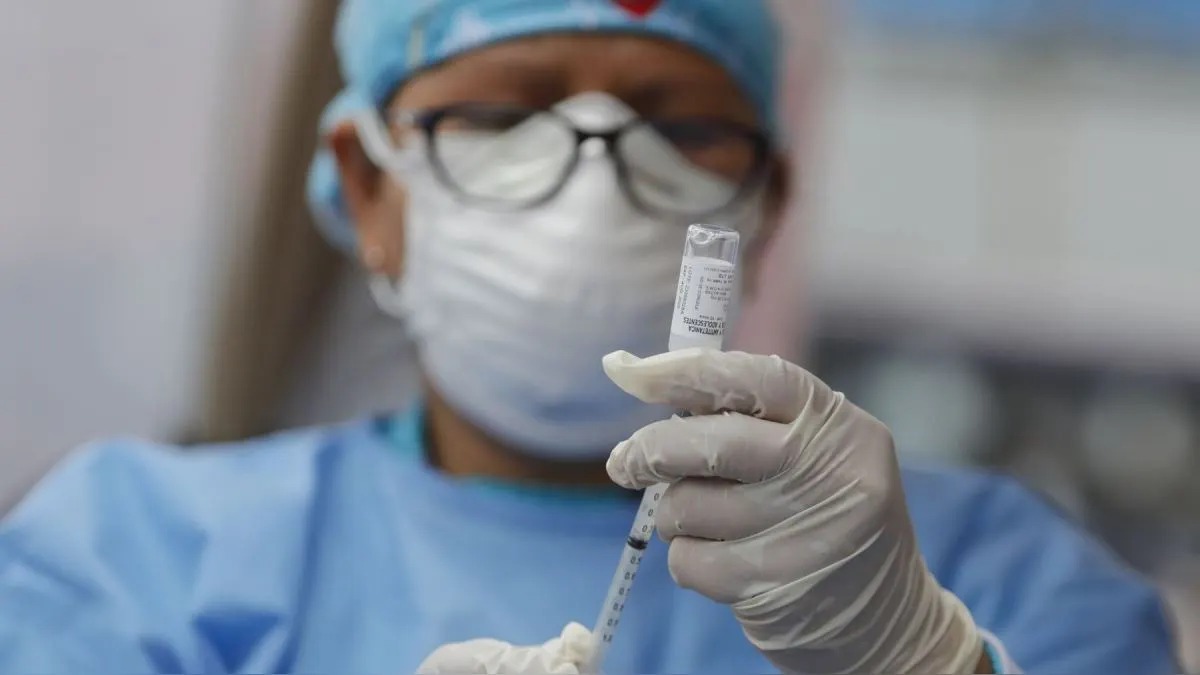 Este domingo llegará al país lote de 90 000 vacunas para tratar la leishmaniasis, aseguró viceministro del Minsa