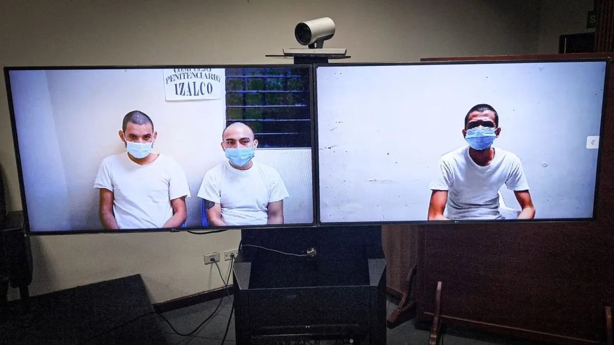 Condenan a 14 pandilleros a penas de hasta 120 años de cárcel en El Salvador