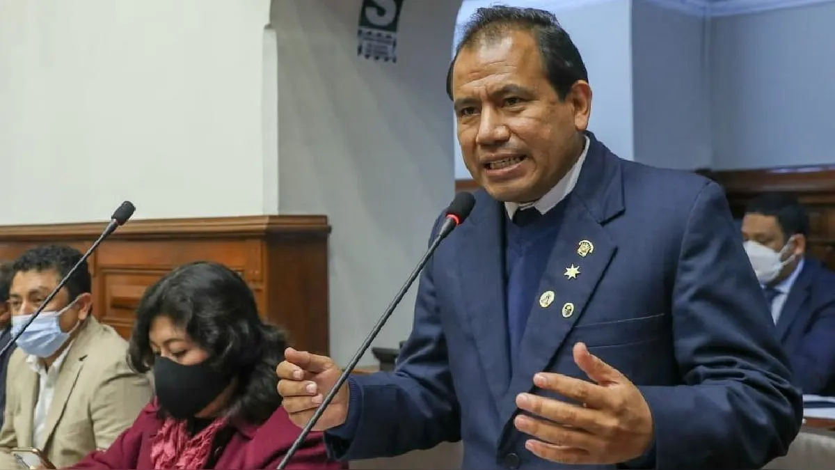 PJ rechazó pedido de Edgar Tello para anular disposición fiscal que ordena incluirlo en investigación a Patricia Benavides