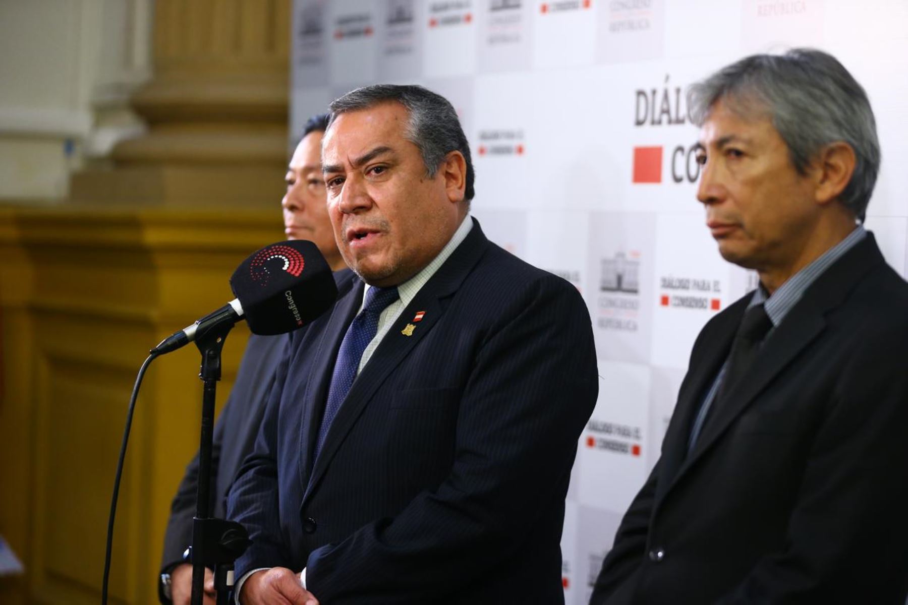 Gustavo Adrianzén pide reflexión y prudencia para no afectar la gobernabilidad