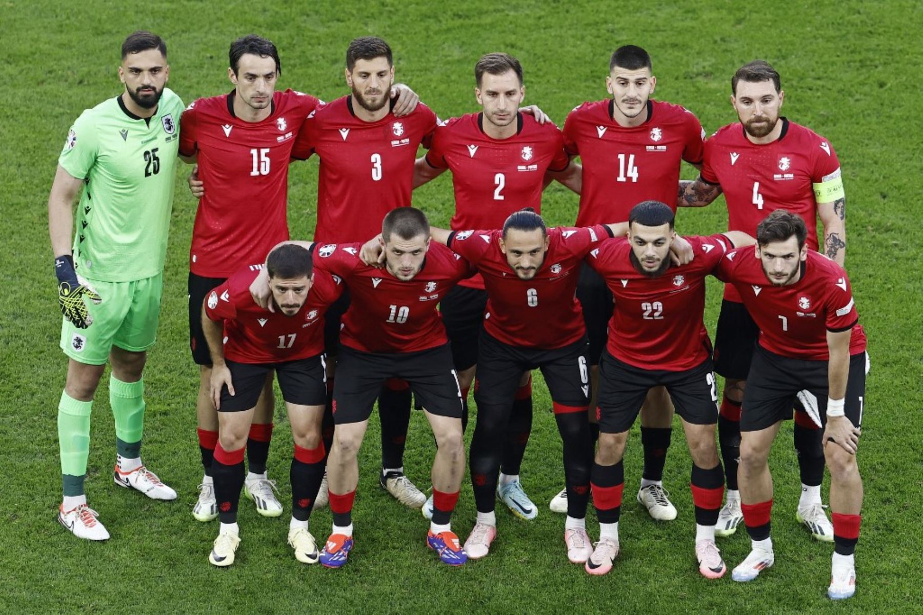 Premiarán con 10 millones de dólares a selección de Georgia por pasar a octavos