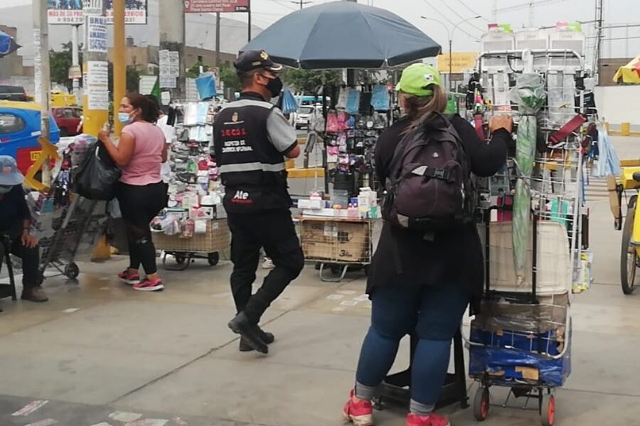 SE REALIZA OPERATIVO CONTRA EL COMERCIO INFORMAL EN CALLES DE ATE