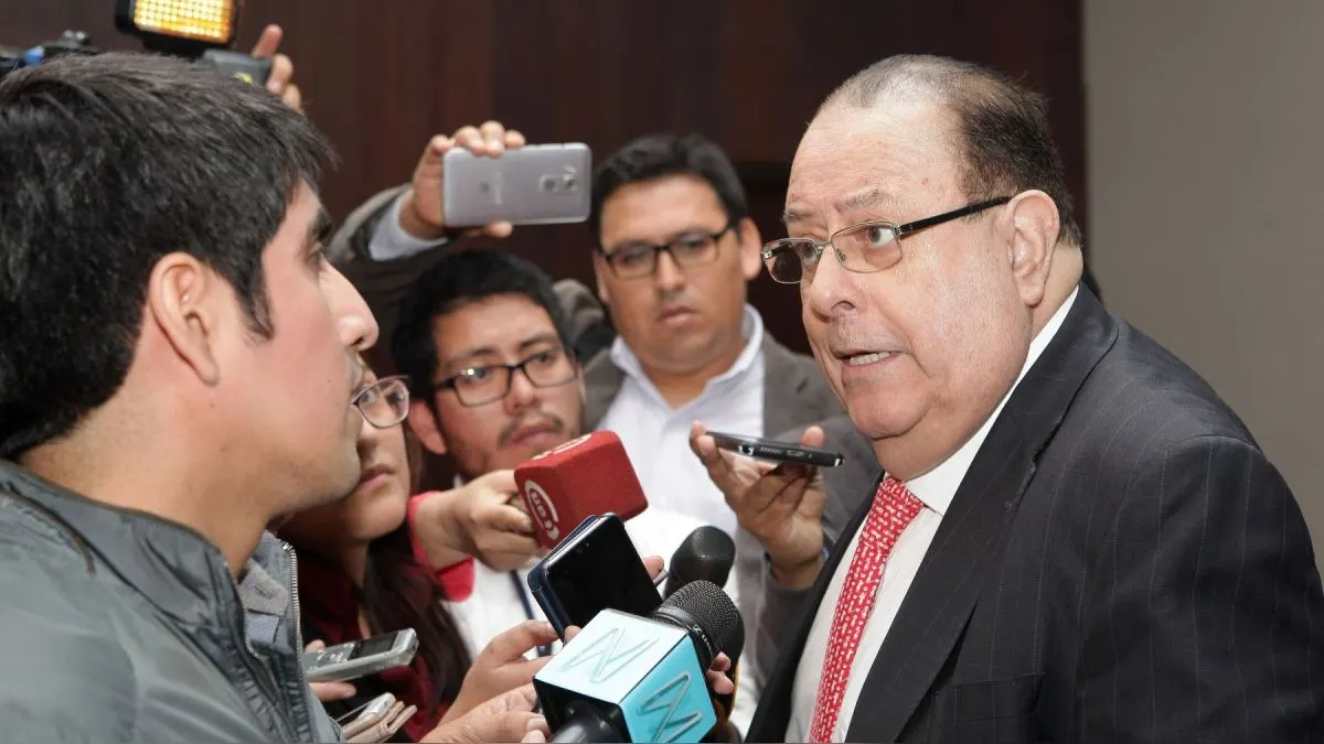 Julio Velarde: “No creo que al Congreso le corresponda estar fijando el sueldo mínimo”