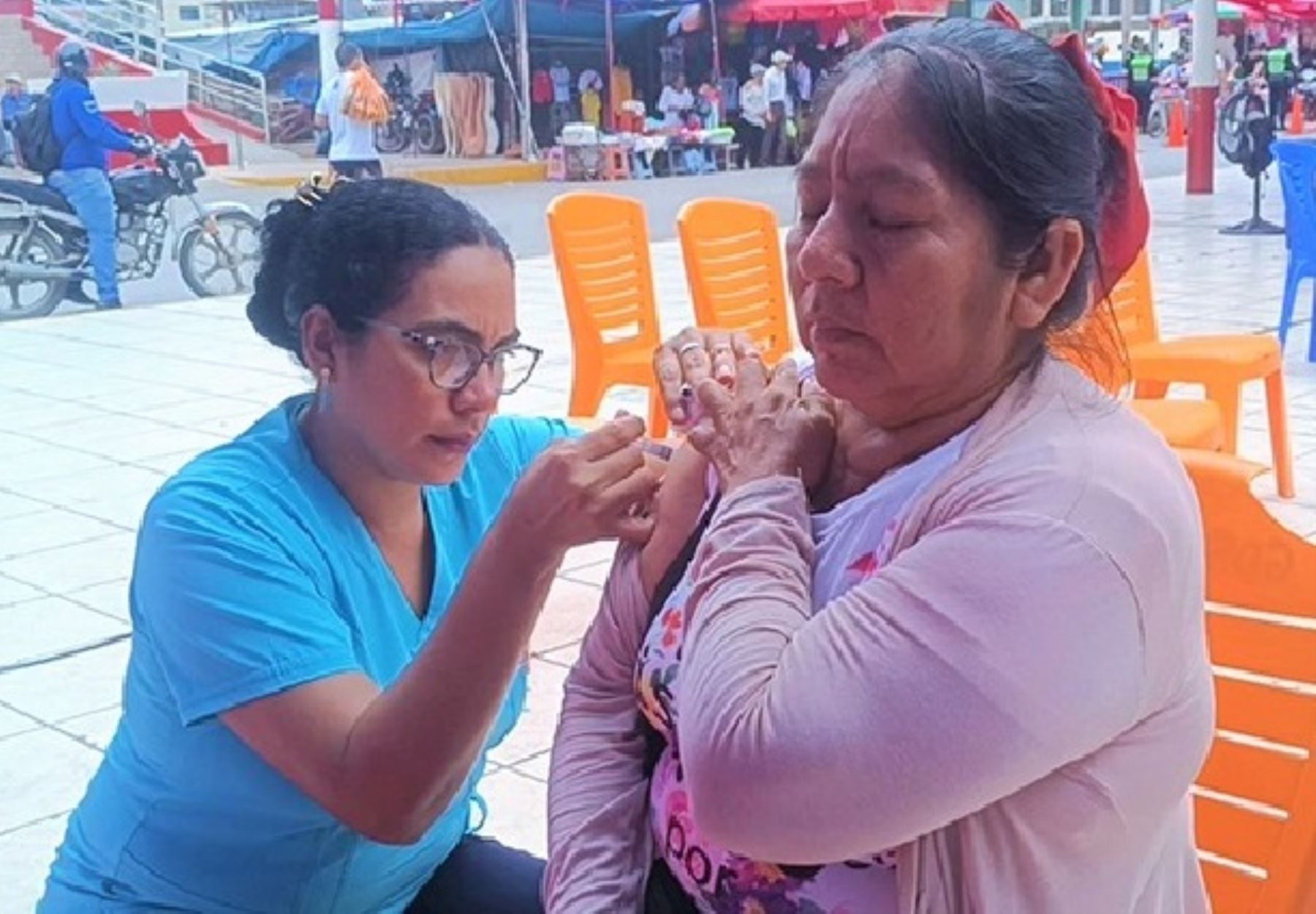 Tumbes y Tacna: destacan avance de vacunación en las zonas de frontera con Ecuador y Chile