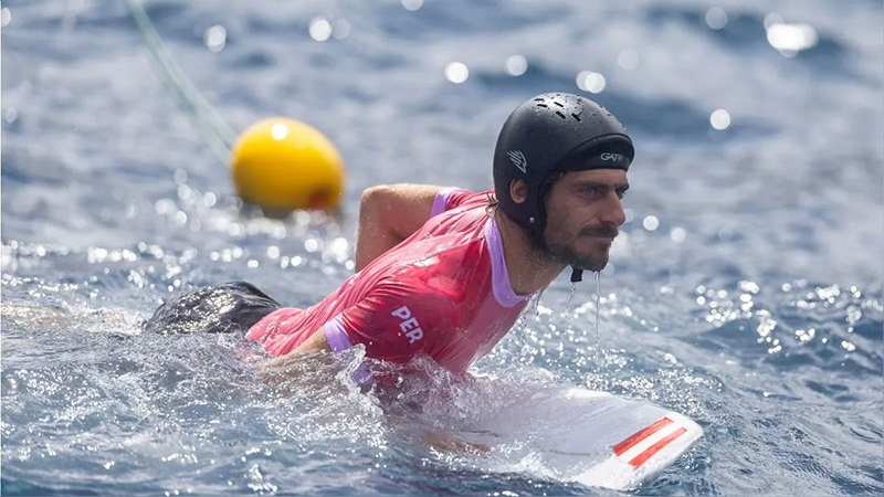 Alonso Correa vs Vaast: ¿dónde ver EN VIVO y a qué hora compite en la semifinal de surf de los Juegos Olímpicos?