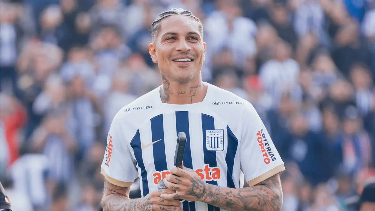 A lo grande: Paolo Guerrero fue presentado en Alianza Lima ante un Matute lleno