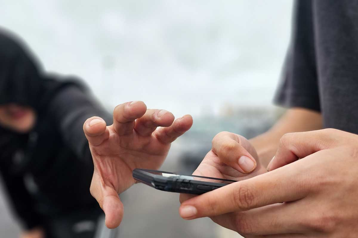 Cae banda dedicada al robo de celulares en buses en Santa Anita: hay cinco mujeres detenidas