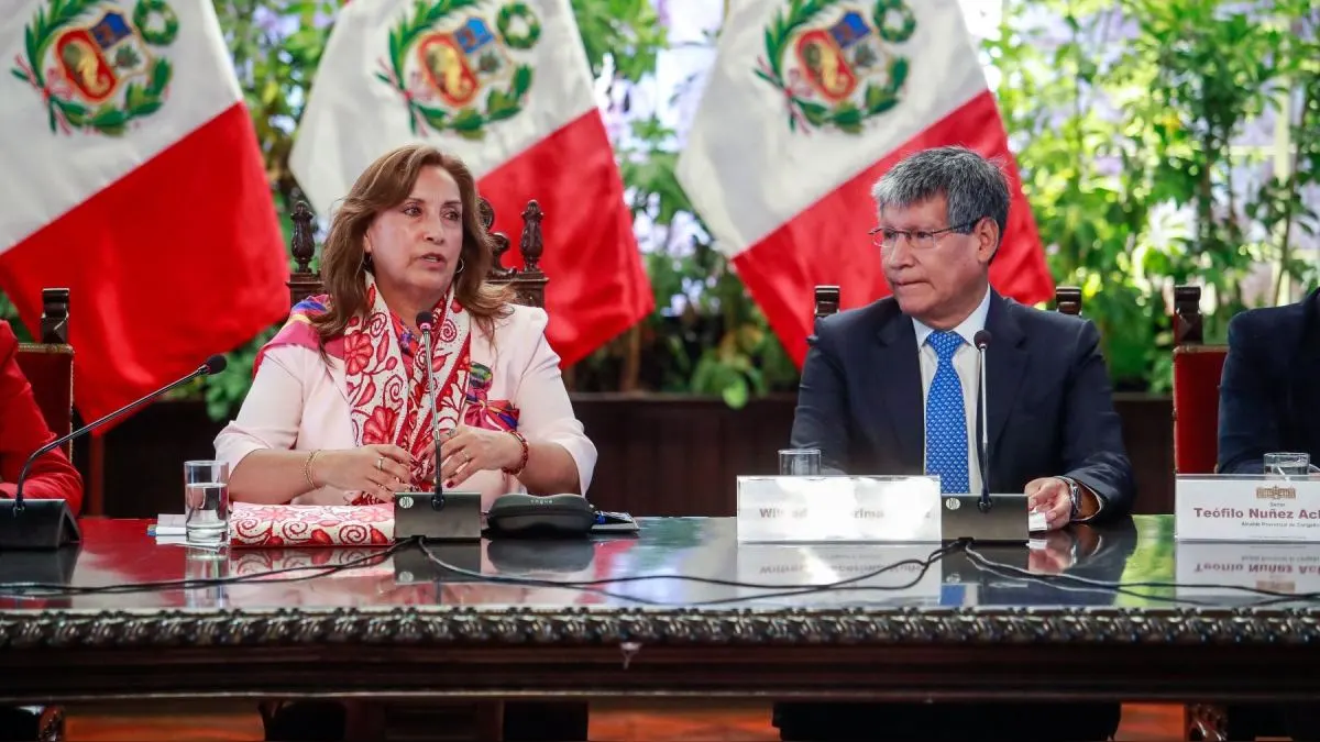 Wilfredo Oscorima sobre Dina Boluarte: «Es una mujer que quiere al pueblo y a los pobres»