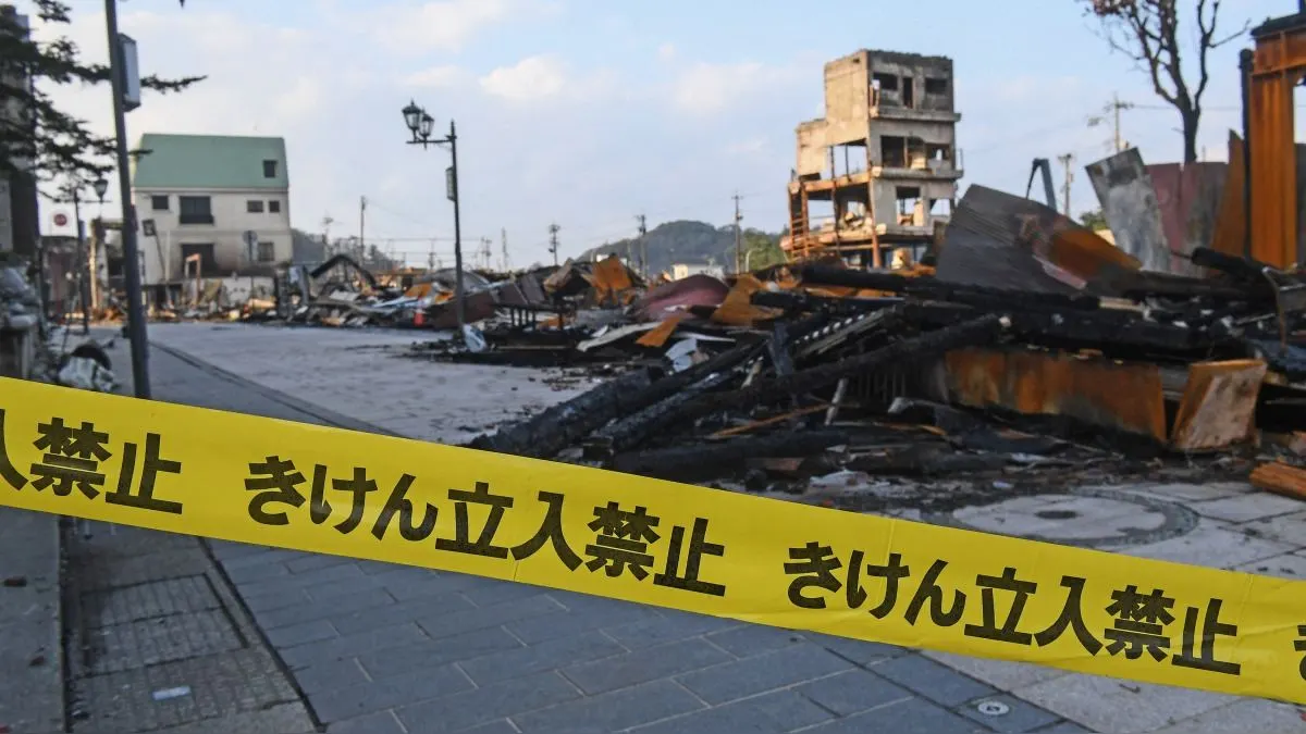 Un terremoto de 6,9 sacude el sudoeste de Japón y desencadena un aviso por tsunami
