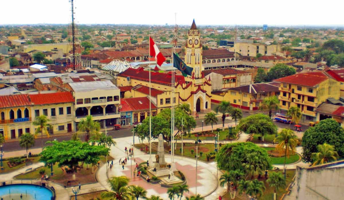 Iquitos celebra su 161 aniversario como puerto fluvial sobre el río Amazonas