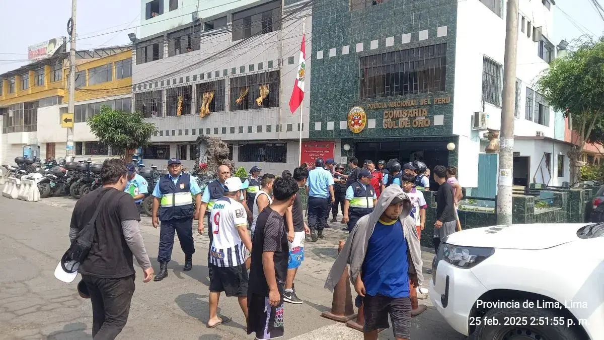 Ladrón fue retenido y golpeado por vecinos de Los Olivos: policías y serenos lo salvaron de ser linchado