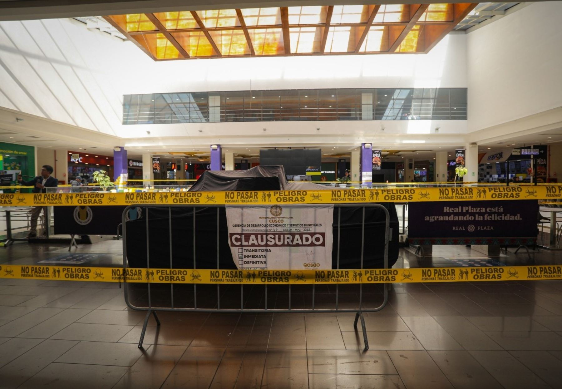 Municipio de Cusco clausura por 15 días el patio de comidas de centro comercial Real Plaza