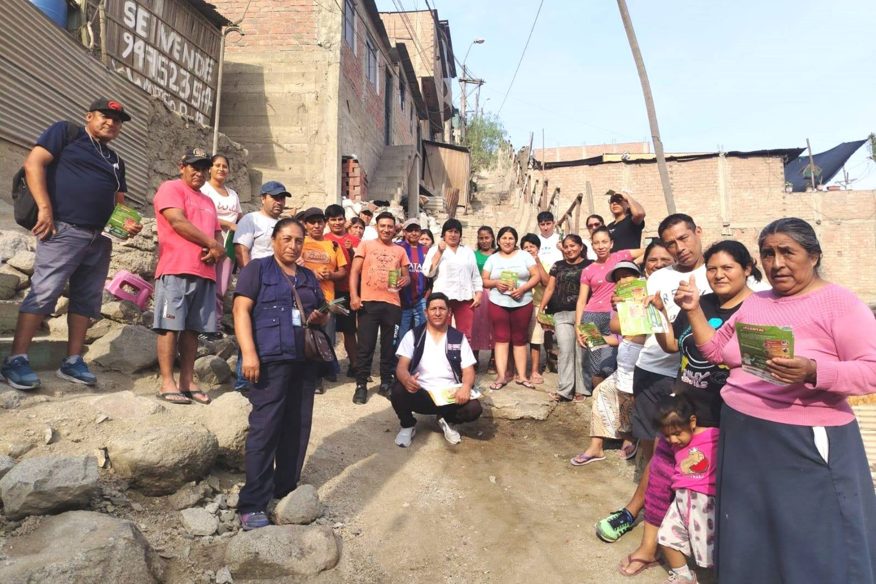 Minsa intensifica acciones contra el dengue en el distrito de Ate