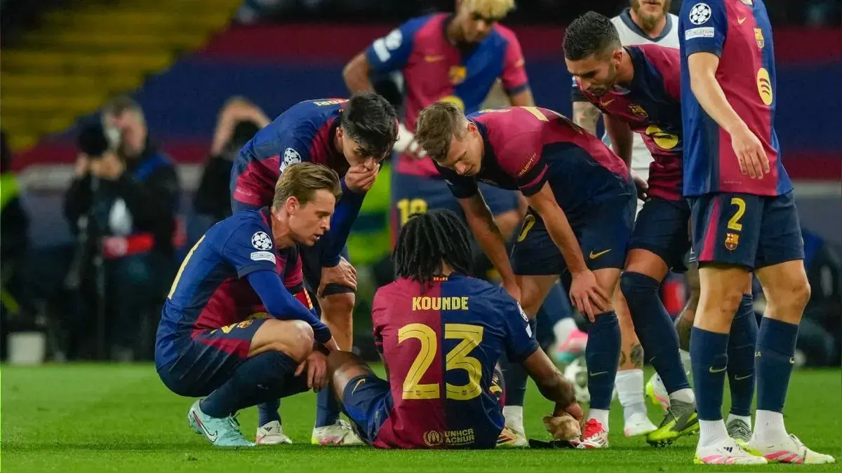 Baja en un momento clave: Barcelona confirmó la lesión de Jules Koundé