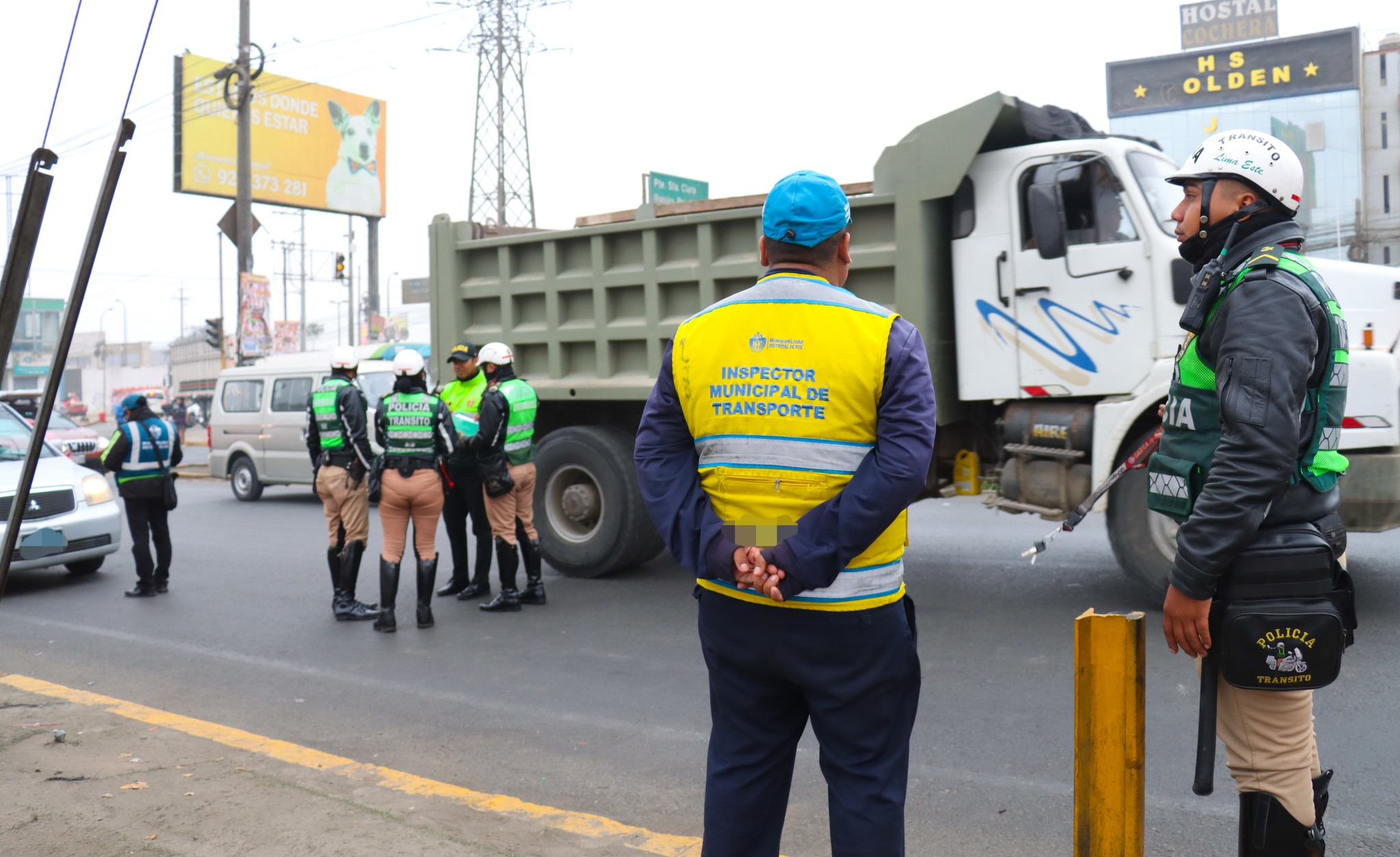 ATU realiza operativo contra el transporte informal en Santa clara