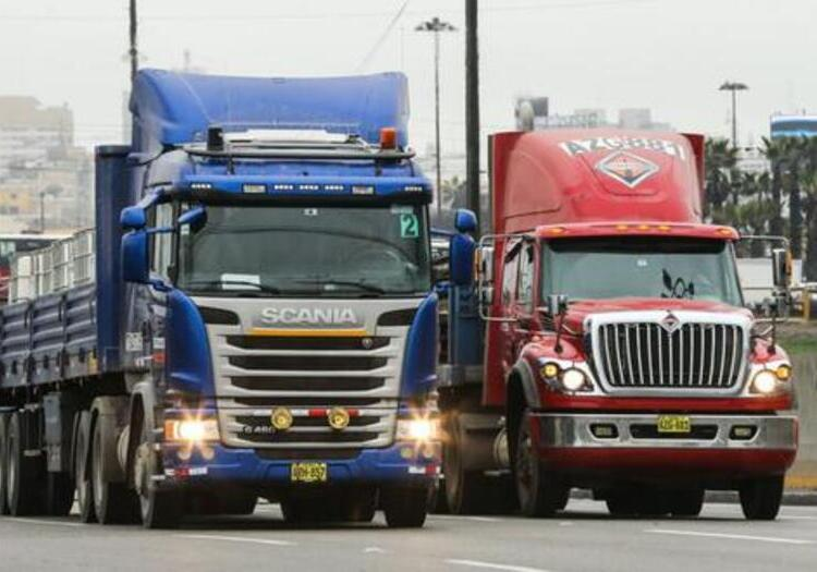 Transportistas de carga pesada irían a paro