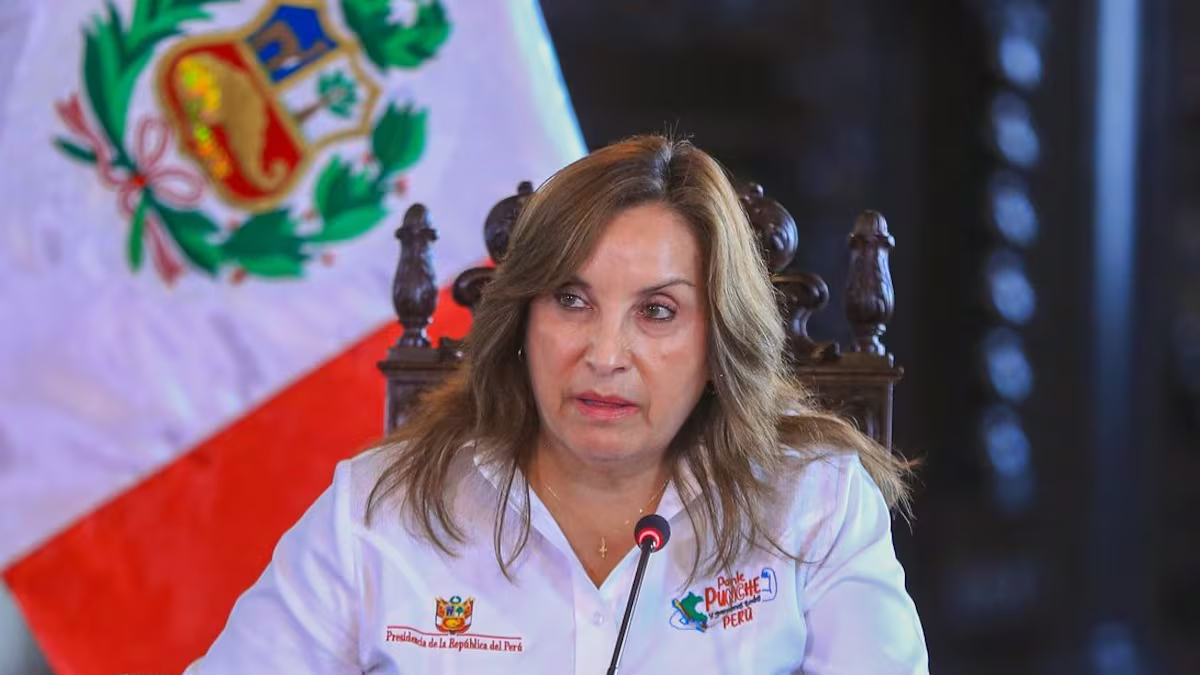 Dina Boluarte: «Me la han hecho difícil desde que asumí la Presidencia y no me he rendido»