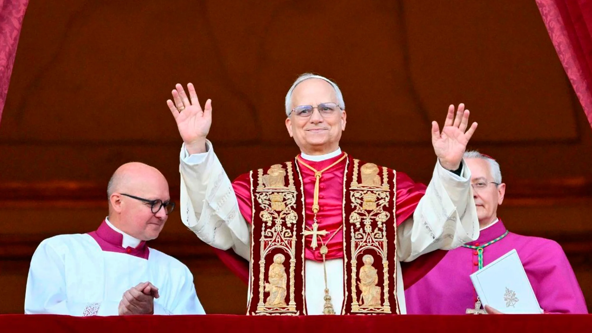 León XIV envió un saludo a su “querida Diócesis de Chiclayo” en su presentación como nuevo papa