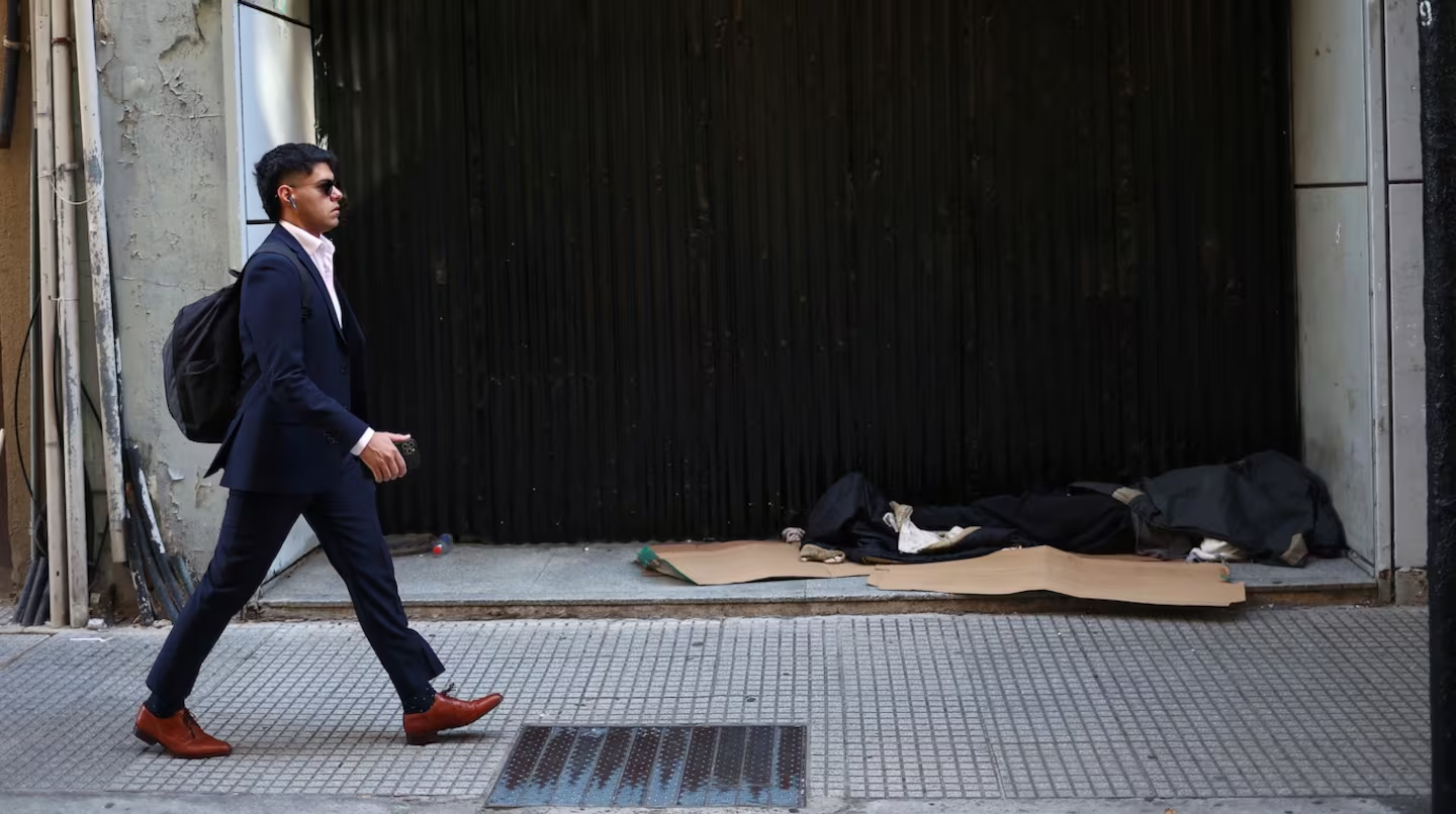Sin crecimiento sostenido ni reformas, la desigualdad económica en América Latina