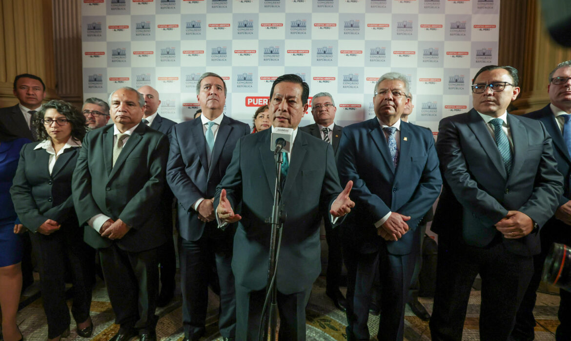 Eduardo Arana resalta compromiso de diálogo y unidad en su gestión