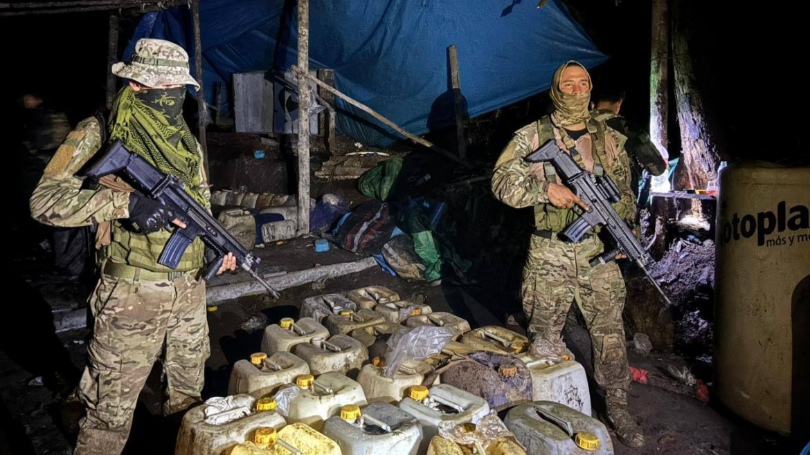 Fuerzas Armadas desmantelan laboratorio y confiscan droga en Cusco y Ayacucho