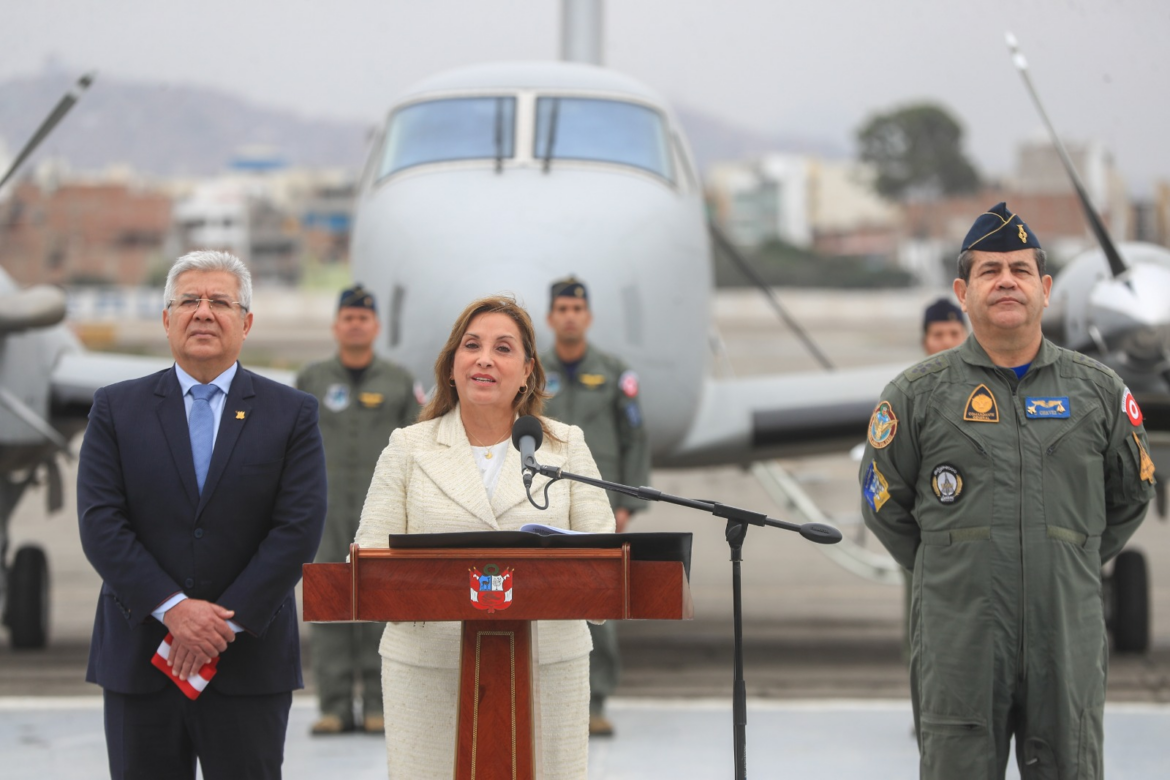 Dina Boluarte: peruanos gastan más gracias a mejora de su capacidad adquisitiva