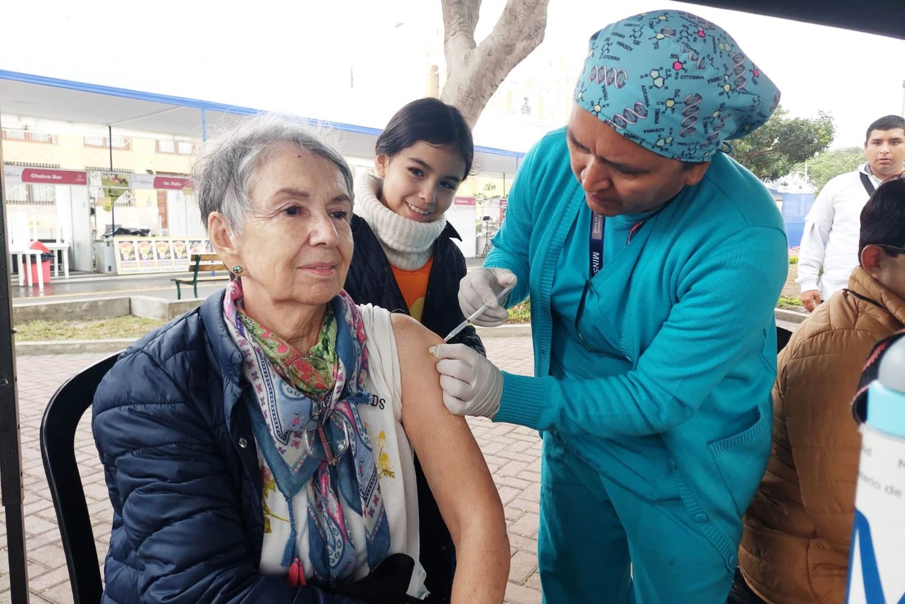 Ancón: adultos mayores recibirán vacunas gratuitas contra covid-19, influenza y neumococo