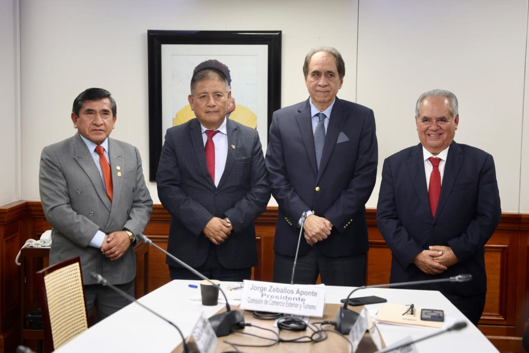 Congreso: Jorge Zeballos presidirá la Comisión de Comercio Exterior y Turismo