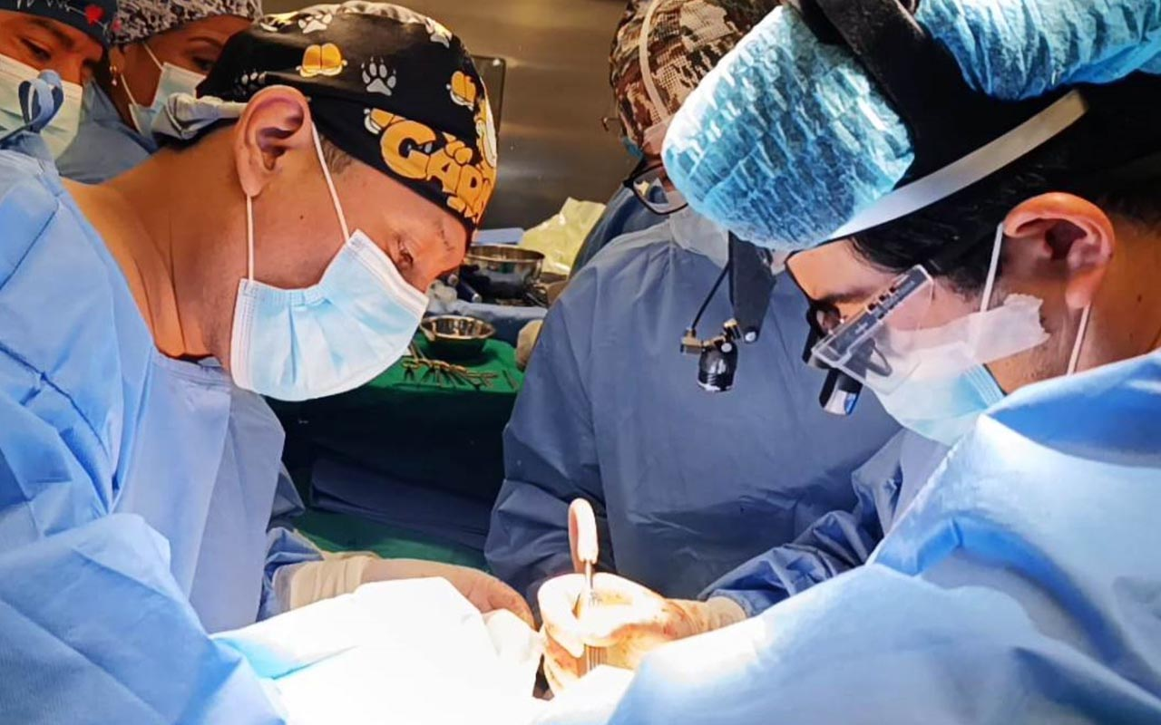 Primer trasplante de corazón en hospital público marca un hito en Perú, anuncia ministro de Salud