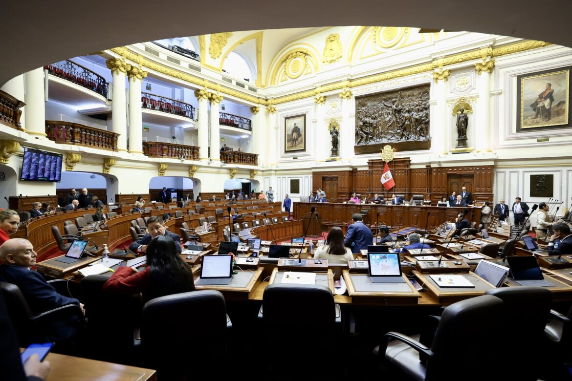 Congreso programó debate clave sobre el octavo retiro de fondos AFP para el 17 de septiembre
