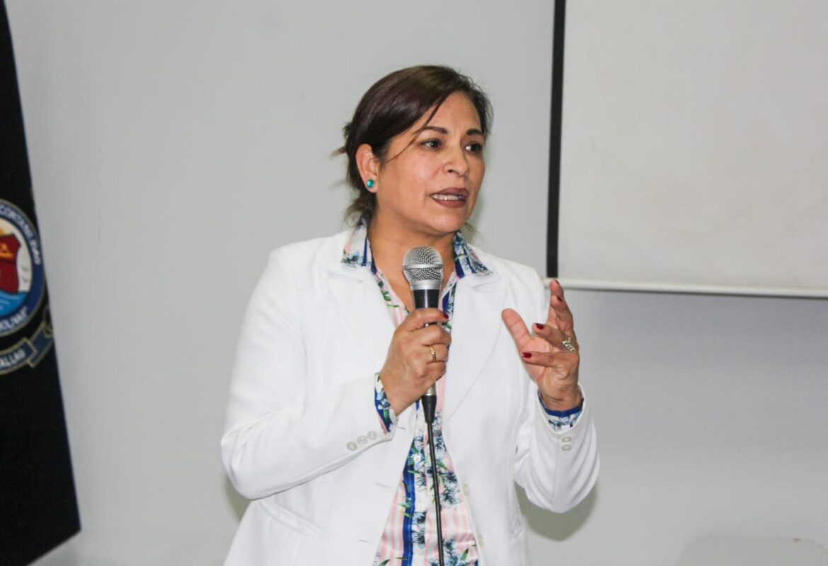 Zulma Anaya Chacón asume la jefatura del Seguro Integral de Salud
