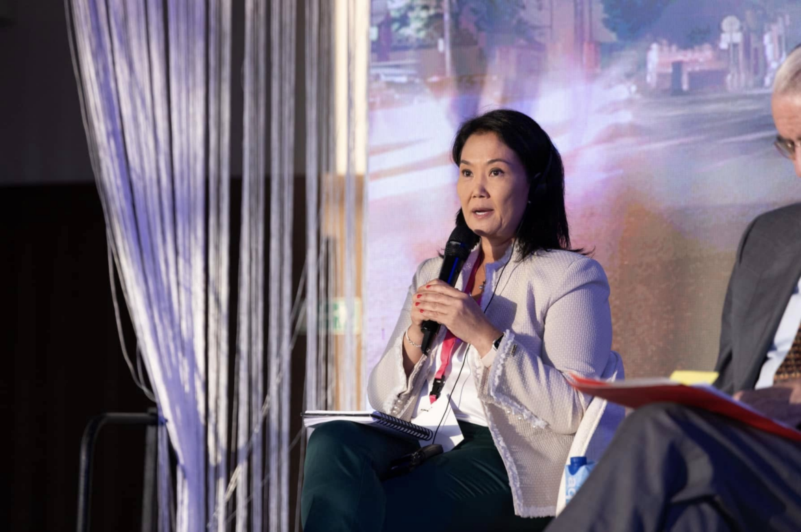 Keiko Fujimori anuncia que Fuerza Popular evaluará denunciar a fiscales tras fallo del TC