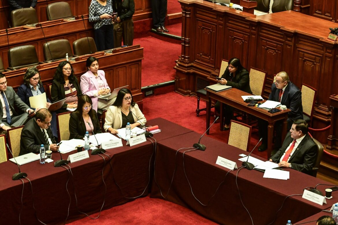 MEF defiende en el Congreso el presupuesto 2026 y espera consenso para dictamen final